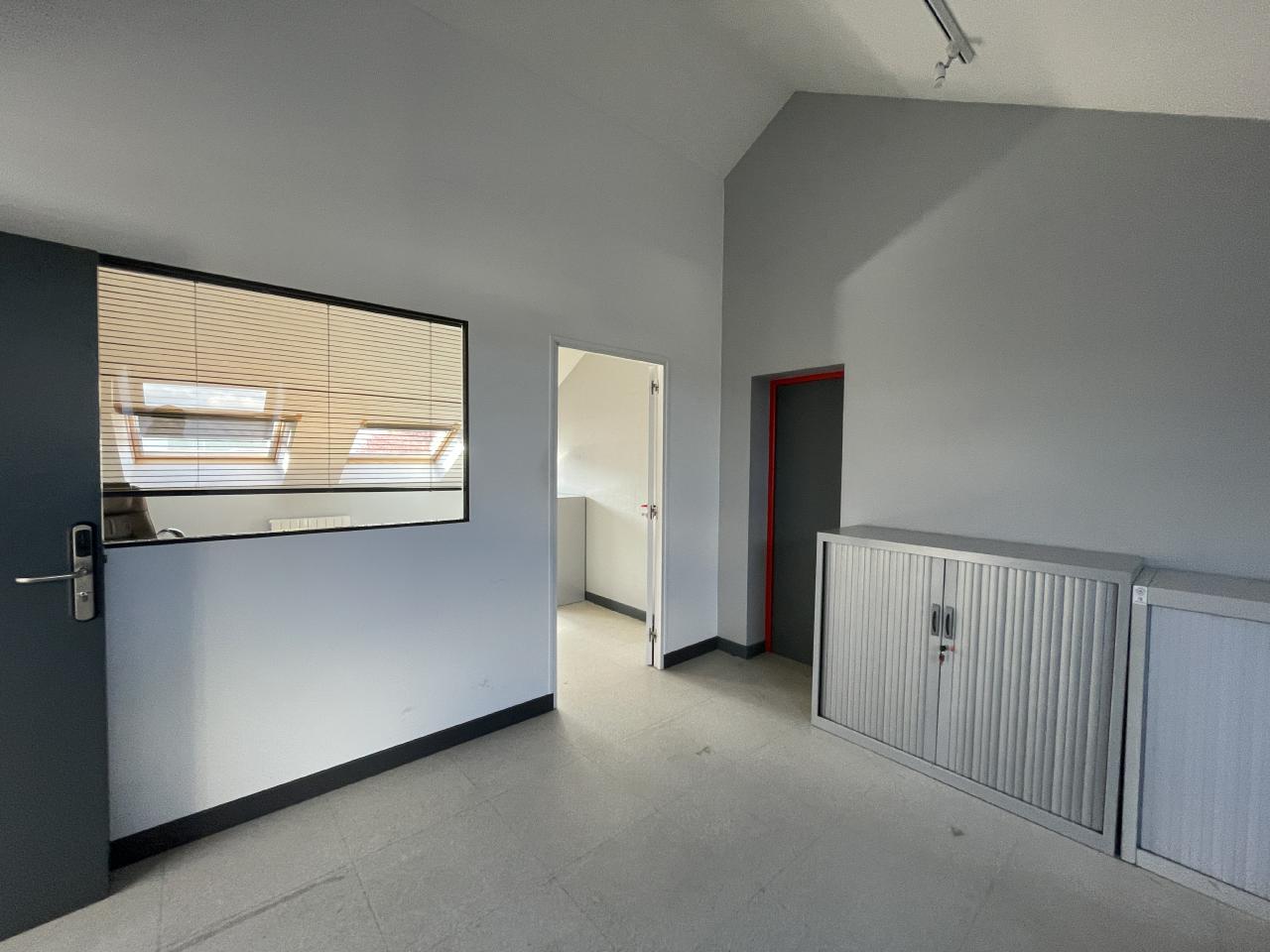 Local d'activité Linas 392m² Vente local d'activité Linas Essonne OVACT2421947 4